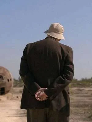 Alternative view of Tales From The Loop Russ Coat