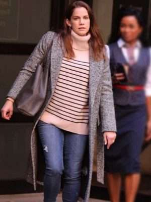 Inventing Anna 2022 Vivian Kent Grey Coat
