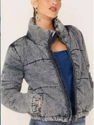 Superman and Lois Season 2 Sarah Cushing Puffer Jacket