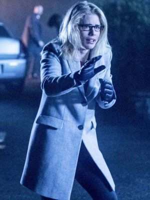 Alternative view of Arrow S06 Felicity Smoak White Coat