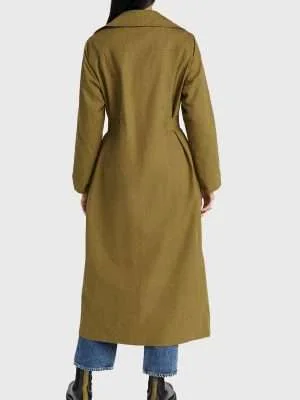 Alternative view of Batwoman Mary Hamilton Green Coat