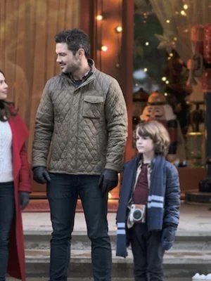 Alternative view of Coyote Creek Christmas Dylan Bailey Quilted Jacket