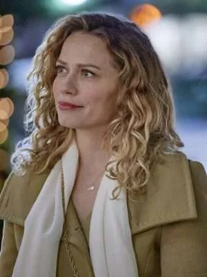 Alternative view of An Unexpected Christmas Emily Jacket