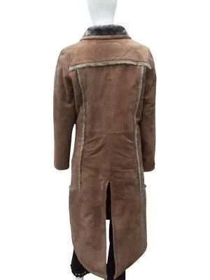 Alternative view of Yellowstone S02 Beth Dutton Brown Coat