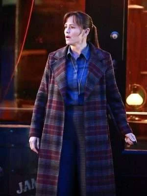 Alternative view of Jennifer Garner The Adam Project Trench Coat