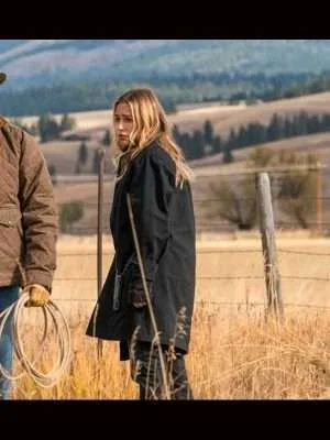 Alternative view of Summer Higgins Yellowstone S04 Black Coat