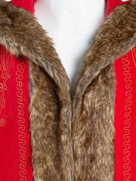 the-christmas-chronicles-2-mrs-claus-coat