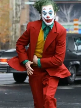 Joaquin Phoenix Joker Suit