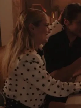 emily-in-paris-s03-camille-razat-white-studded-blazer