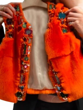 Emily in Paris S03 Lily Collins Orange Vest