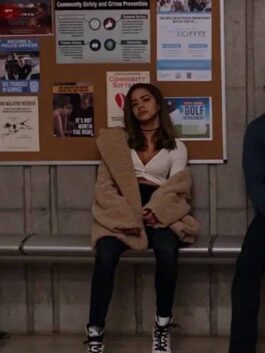 Ginny & Georgia S02 Ginny Miller Shearling Coat