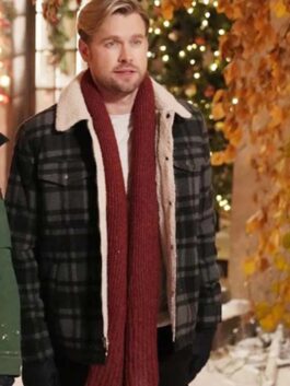 Falling for Christmas 2022 Chord Overstreet Jacket