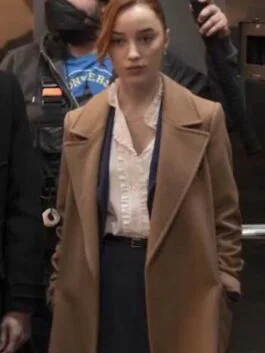 Fair Play 2023 Phoebe Dynevor Brown Coat