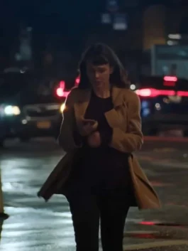 Long beige trench-style coat worn by Carey Mulligan in She Said.
