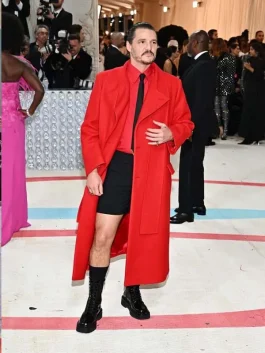 met-gala-2023-pedro-pascal-coat