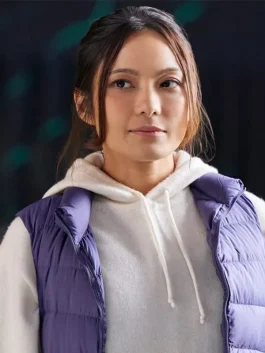 a-winning-team-nadia-hatta-purple-vest