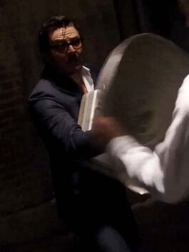 Drive-Away Dolls 2023 Pedro Pascal Blue Suit