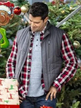Christmas Under The Stars Jesse Metcalfe Quilted Vest