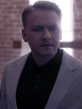 Condition Of Return Jule Johnson White Blazer