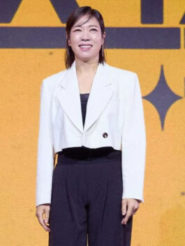 Mask Girl 2023 Yeom Hye-ran White Blazer