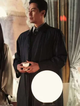 Moving Kim Doo-Shik Black Coat