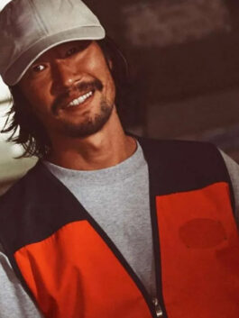 Moving Seung-Beom Ryu Orange Vest
