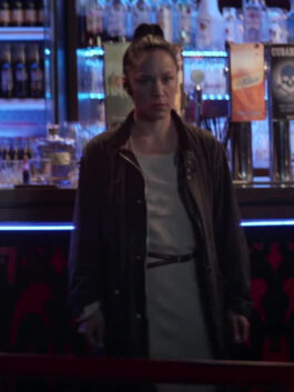 Saturn Bowling Leïla Muse Brown Jacket