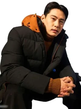 past-lives-2023-teo-yoo-black-coat