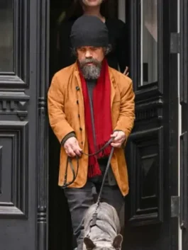 she-came-to-me-2023-peter-dinklage-brown-coat