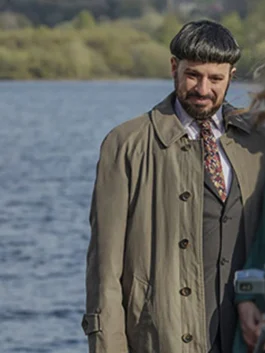 Men's classic khaki trench coat, double-breasted, mid-length, TV series inspired.