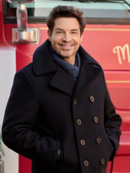 Ms. Christmas Comes To Town Travis Coat