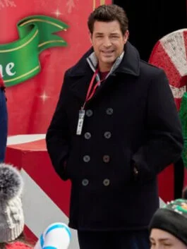 Ms. Christmas Comes To Town Travis Coat