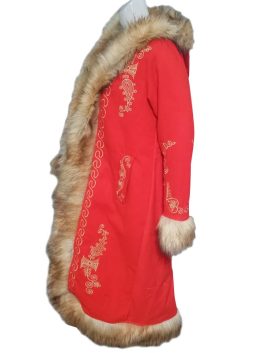 The Christmas Chronicles Goldie Hawn Coat