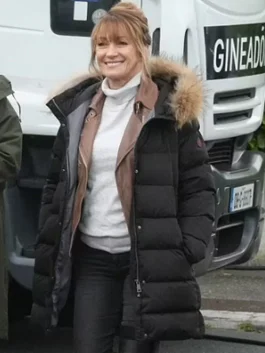 harry-wild-jane-seymour-black-coat