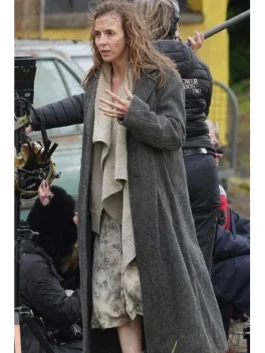 28 Years Later 2025 Jodie Comer Grey Coat