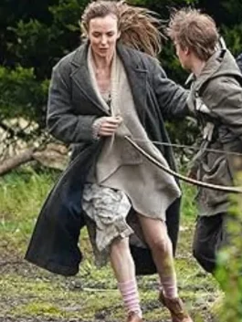 28 Years Later 2025 Jodie Comer Grey Coat
