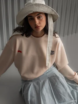 Barça Essentials Crew Sweatshirt – Casual Comfort with Club Pride Front Look