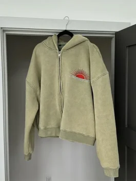Gv Gallery Raspberry Hills Zip-Up Hoodie