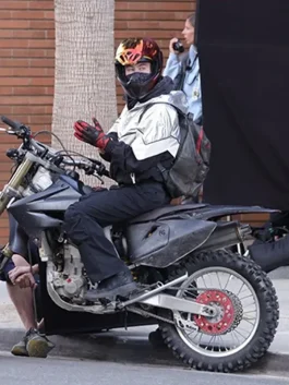 Barry Keoghan movie jacket Crime 101 in a stylish two-tone grey and black combination.