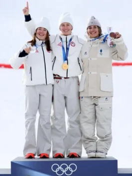 Team USA Elizabeth Lemley Milano Cortina 2026 Podim Quiled Puffer jacket worn during the medal ceremony at the 2026 Winter Olympics.