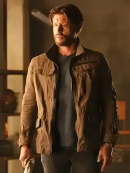 Close-up of the front zipper on the Tracker Season 3 Russell Shaw Jacket at America Jackets.