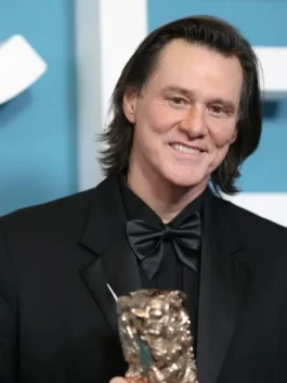 César Award Jim Carrey Black Suit featuring professional high quality suiting fabric and a luxury viscose lining.
