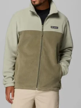 Columbia Men's Steens Mountain 2.0 Full Zip Fleece Jacket showcasing professional fleece grain and luxury zipper closure.