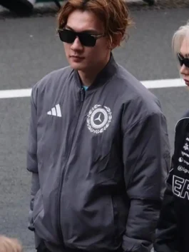 Su Yiming Chinese F1 Grand Prix Jacket showcasing professional polyester and luxury double zipper closure.