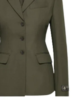 Beef Ashley Miller Green Blazer as worn by Cailee Spaeny in rich green suiting fabric with a sharp lapel collar and a confident tailored fit.