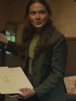 Beef Ashley Miller Green Blazer in bold green suiting fabric with a classic lapel collar and a polished tailored everyday blazer silhouette.