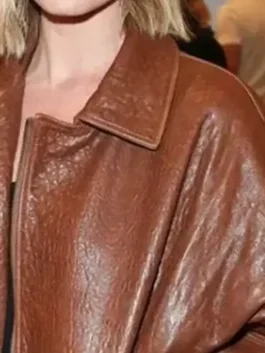 Ready or Not 2 Margot Robbie Jacket in rich brown real leather with a sharp shirt collar and a clean zip-up silhouette full of Margot Robbie's on-screen intensity.