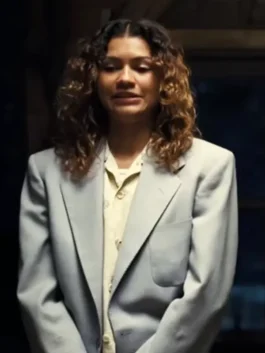 Zendaya Euphoria S03 Blue Blazer collar and button close view