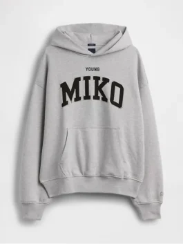 Gap Young Miko Heavyweight Logo Hoodie front view in grey fleece with hooded collar, pullover closure, kangaroo pocket and rib knitted cuffs and hem