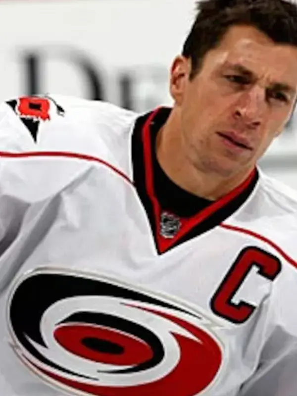 White Rod Brind'Amour Carolina Hurricanes 2006 White Jersey from the historic 2005-06 Stanley Cup Finals season
